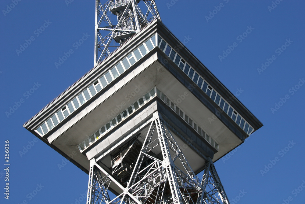 Obraz na plátně berliner funkturm restaurantplattform