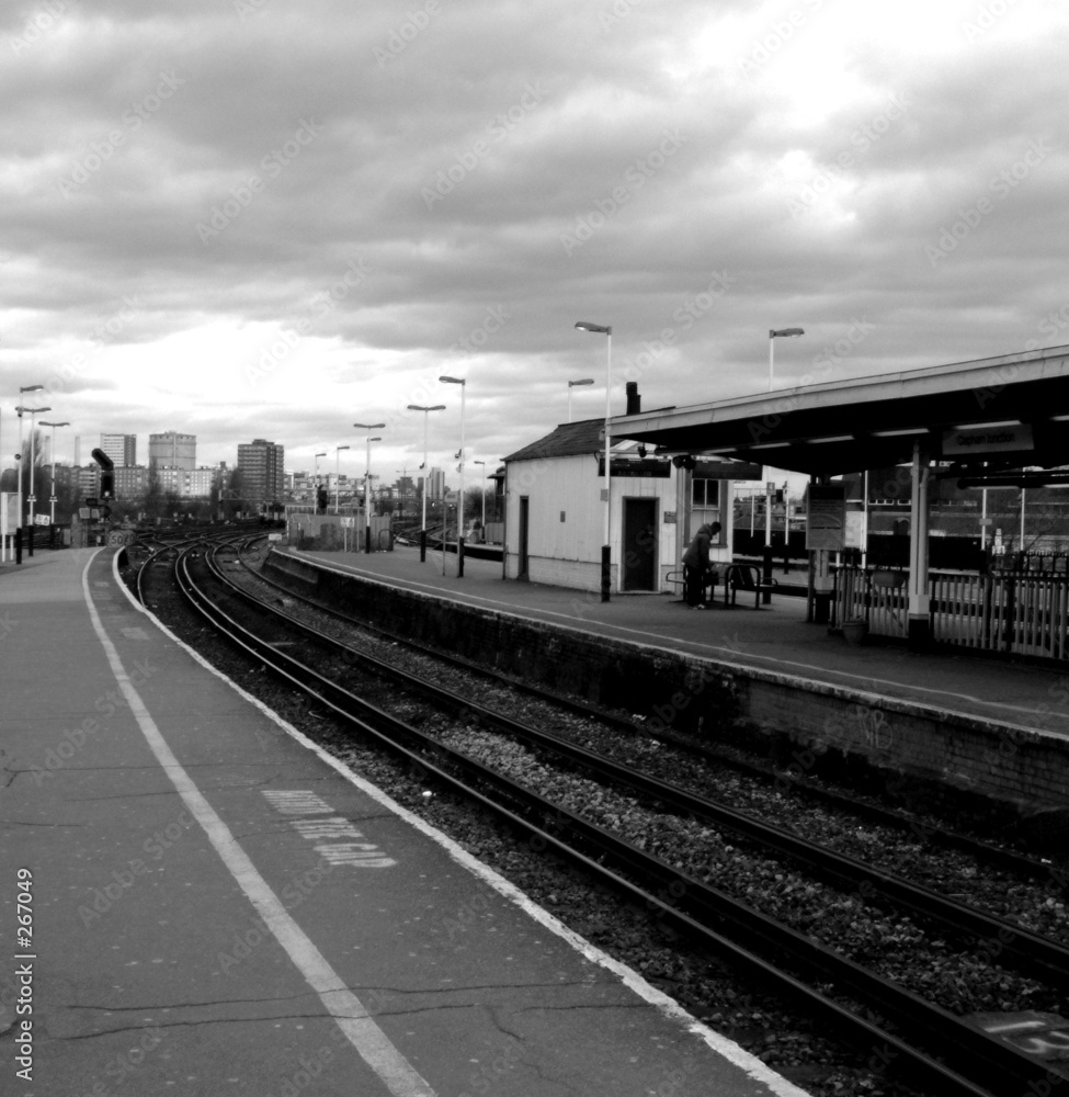 clapham train station 5
