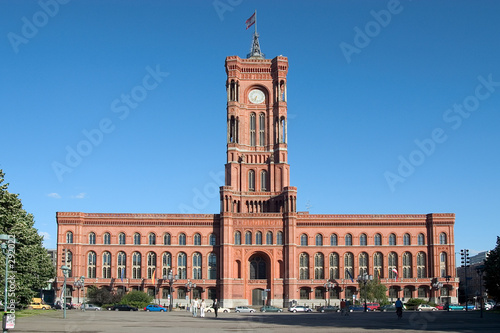 rotes rathaus photo