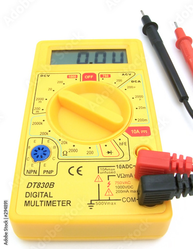 digital multimeter 04