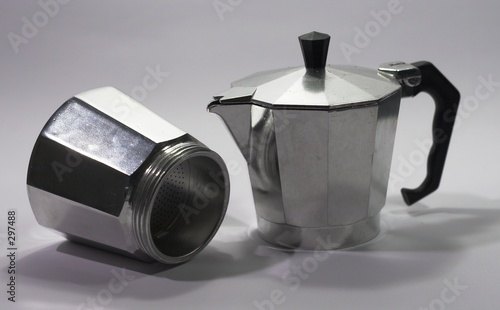 vieille cafetiere a vapeur