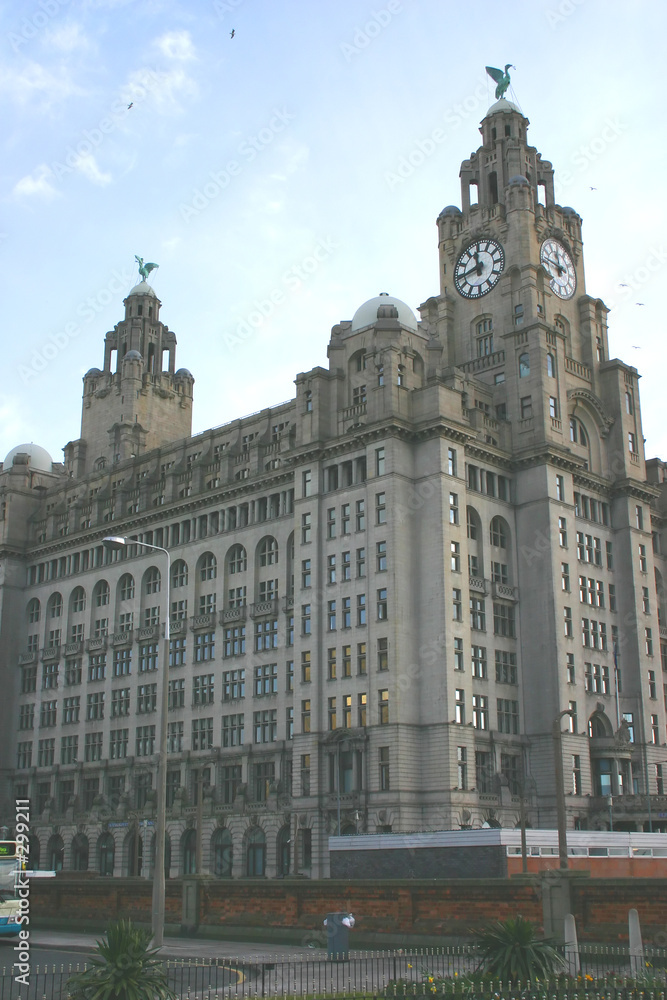 liver building in liverpool