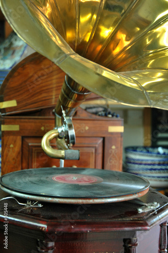 dusty old gramophone