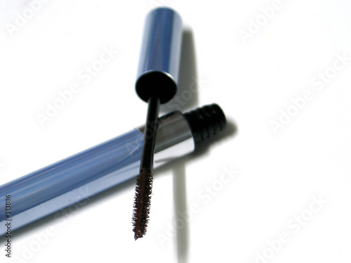 mascara