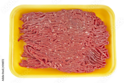 ground beef in tray