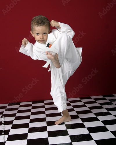 kicking up