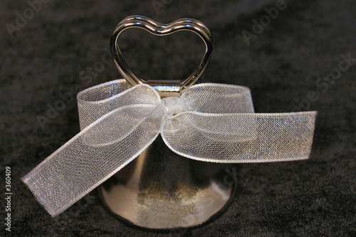 heart bell with ribbon