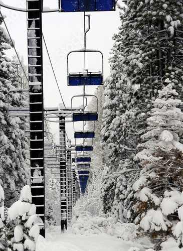 abundant ski lift at lake tahoe #375675