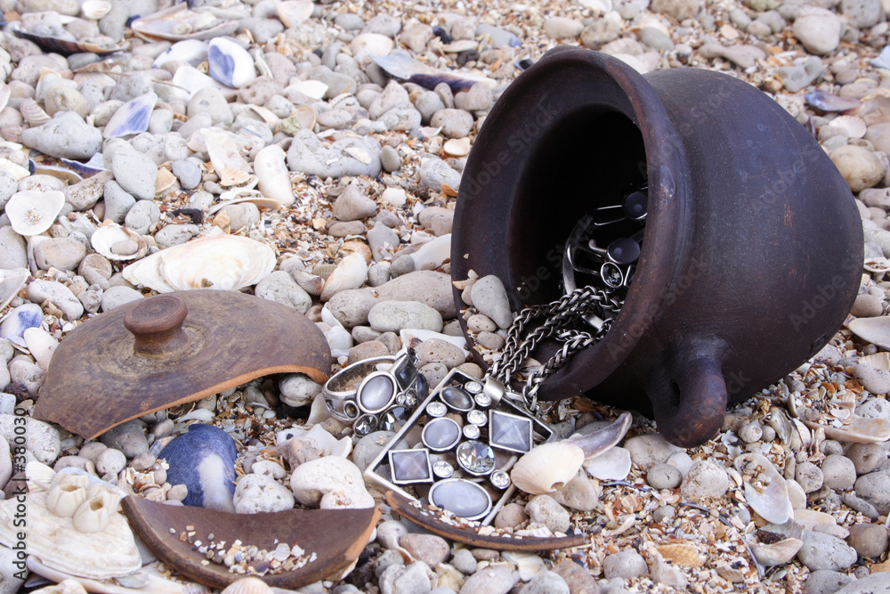 Fotografie treasure on the beach