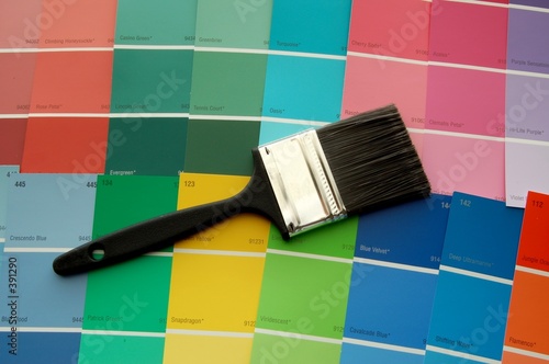 paint brush and paint colors