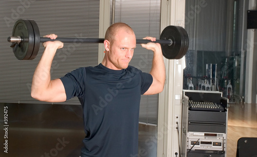 shoulderpress photo