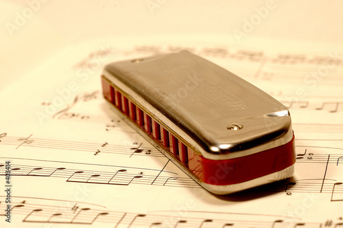 harmonica photo
