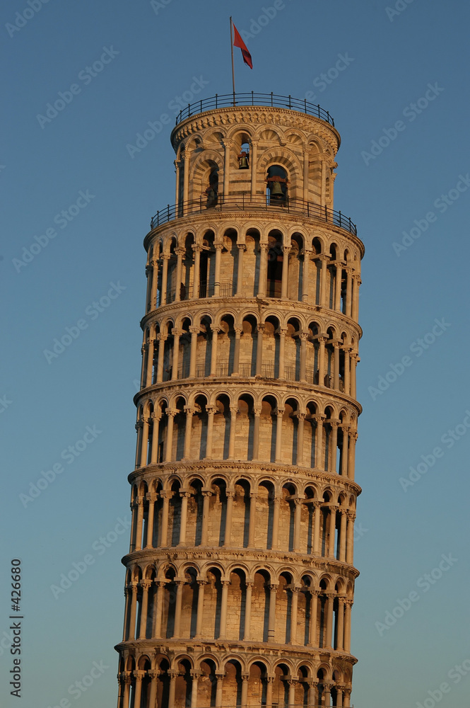 leaning tower in pisa