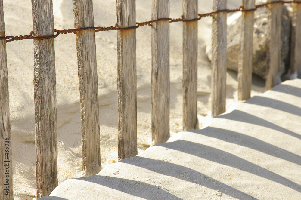 Naklejka premium beach fence