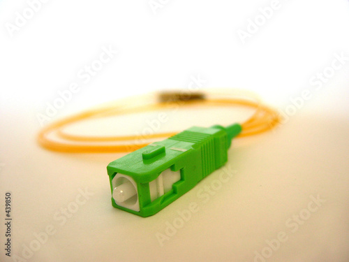 optical fibre (fiber) 3