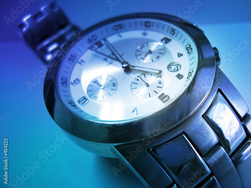 wristwatch time blue