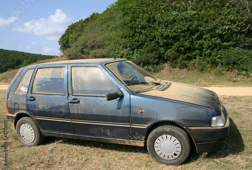 dusty car