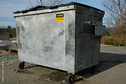 garbage skip