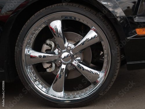 mustang wheels photo