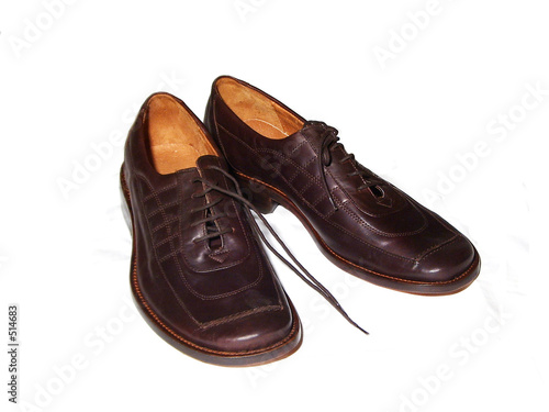 man`s leather shoes