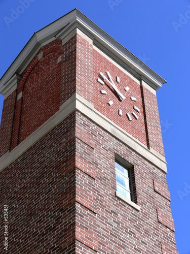 Fototapeta Naklejka Na Ścianę i Meble -  brick clock tower