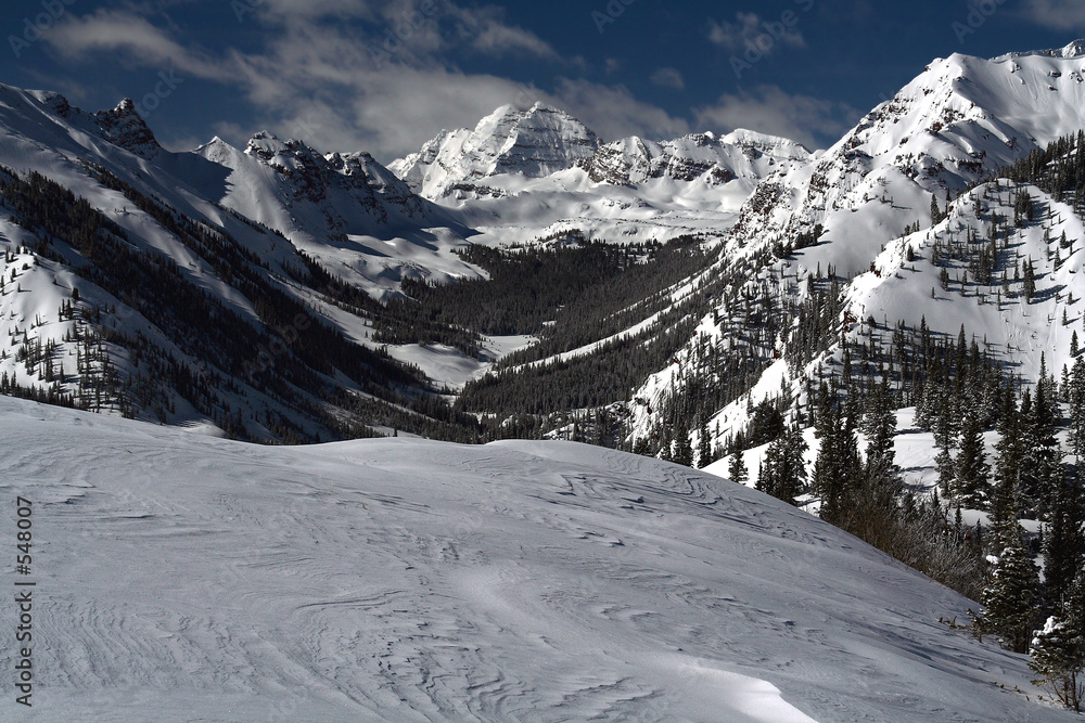 Obraz na plátně maroon bells in winter