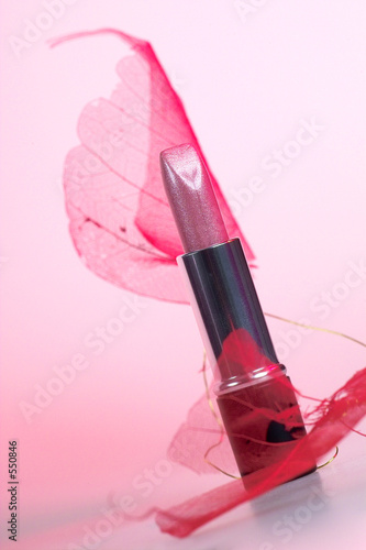 rose lipstick