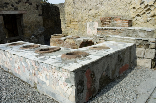 Fototapeta Naklejka Na Ścianę i Meble -  herculanum excavations 4