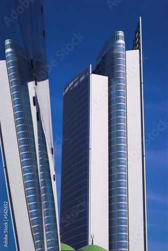 skyscraper and reflexion ii