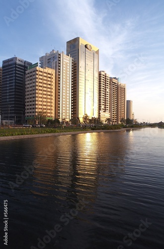 abu dhabi corniche