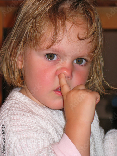 emily denkt nach photo