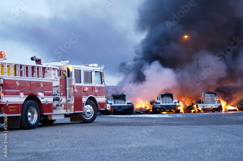 truck fire 3