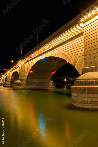 london bridge in lake havasu photo