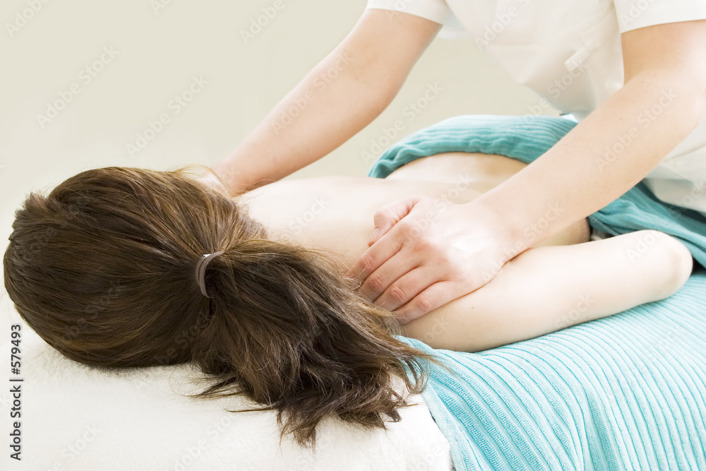 shoulder massage
