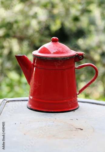 old  red   kettle photo