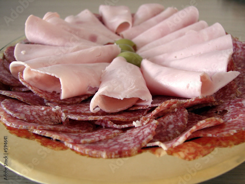 cold meat slices