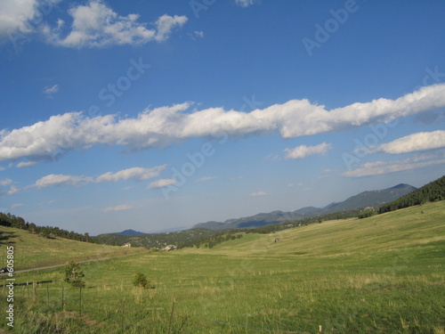 mountain valley, evergreen colorado © Travlr