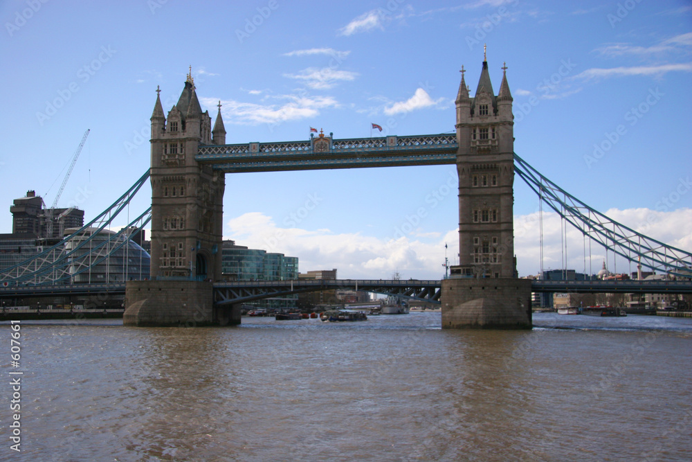 tower bridge in london