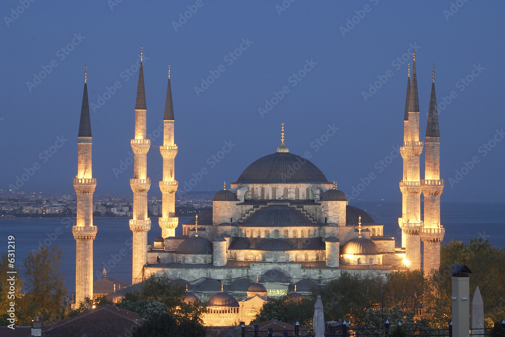 Naklejka premium główny meczet w Stambule - sułtan ahmet (niebieski meczet) na początku ev
