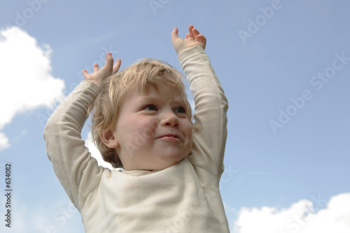 enfant joyeux