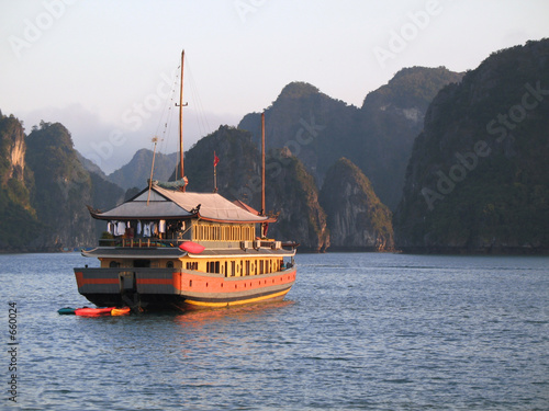 junk cruise on halong bay, vietnam