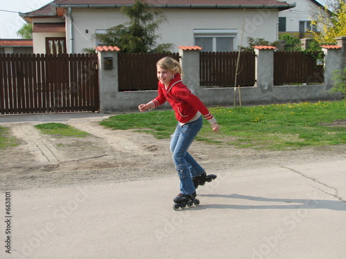 skating blonde girl