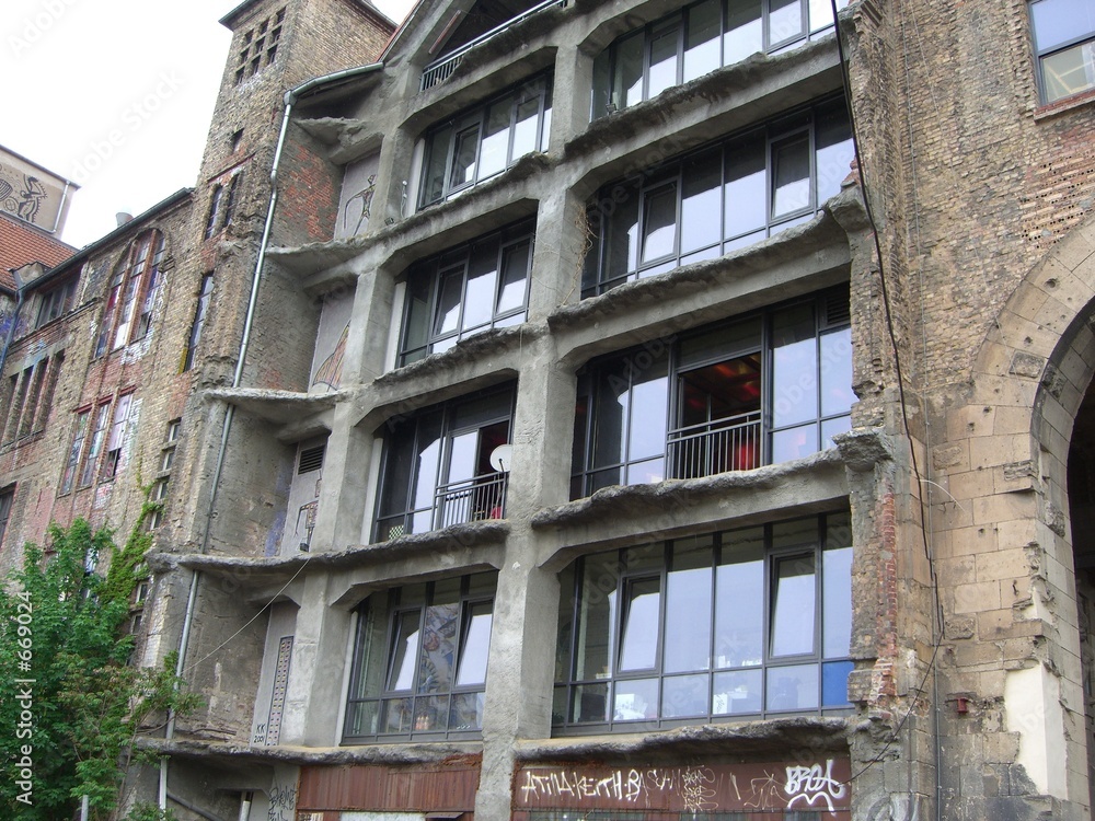 künstlerwerkstätten (3) künstlerwerkstätten (3)