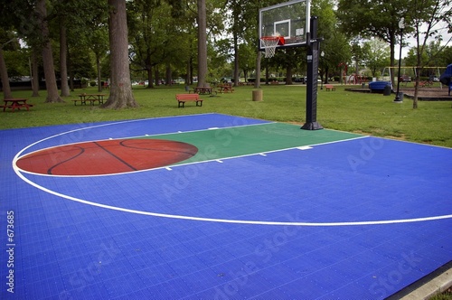 basketball in the park