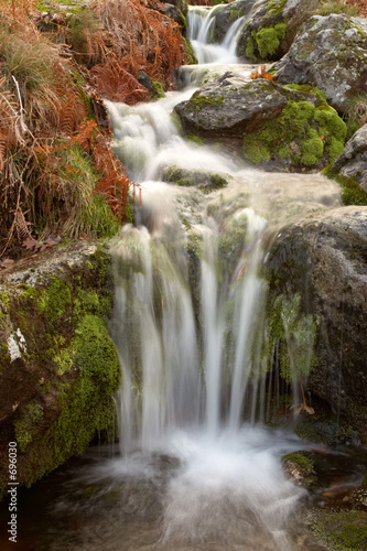a water cascade © Gelpi