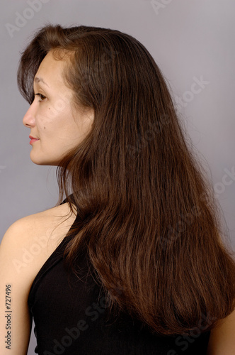 girl with long brown hair