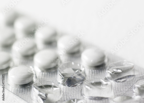Obraz na płótnie medicaments blancs