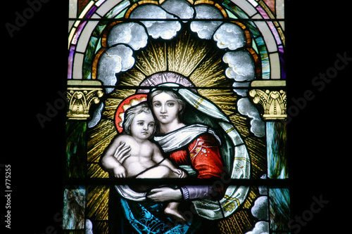 stained glass - mary and jesus