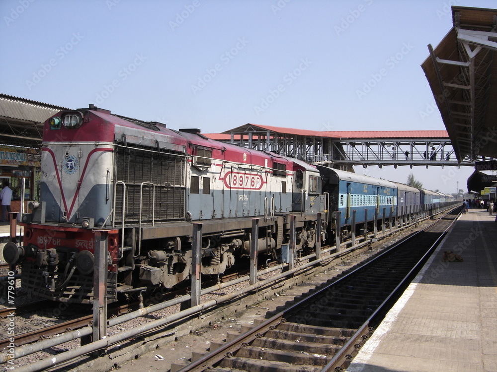 convoi ferroviaire inde