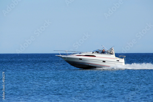 Fotografija speed boat